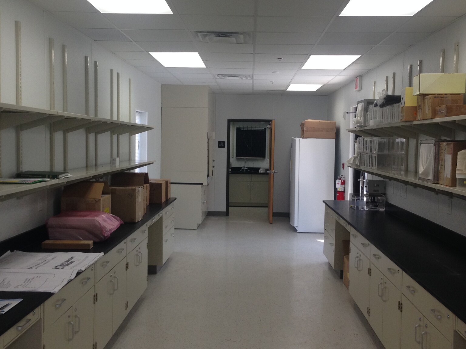 modular_laboratoryinside Avon Modular